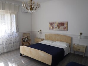 2 chambres, bureau, Wi-Fi gratuit, draps fournis