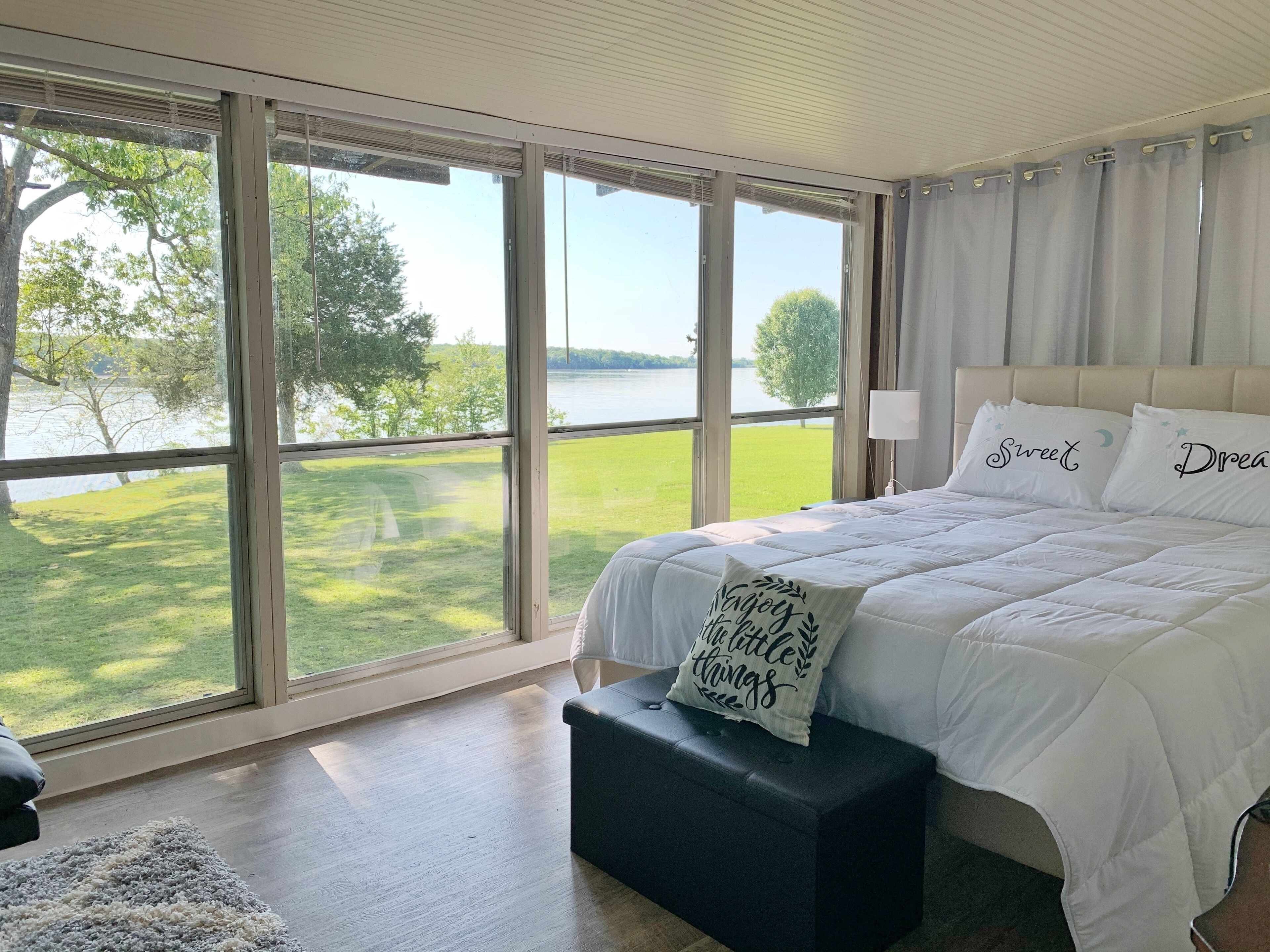 Lakefront Cabin On Lake Charles With Kayaking