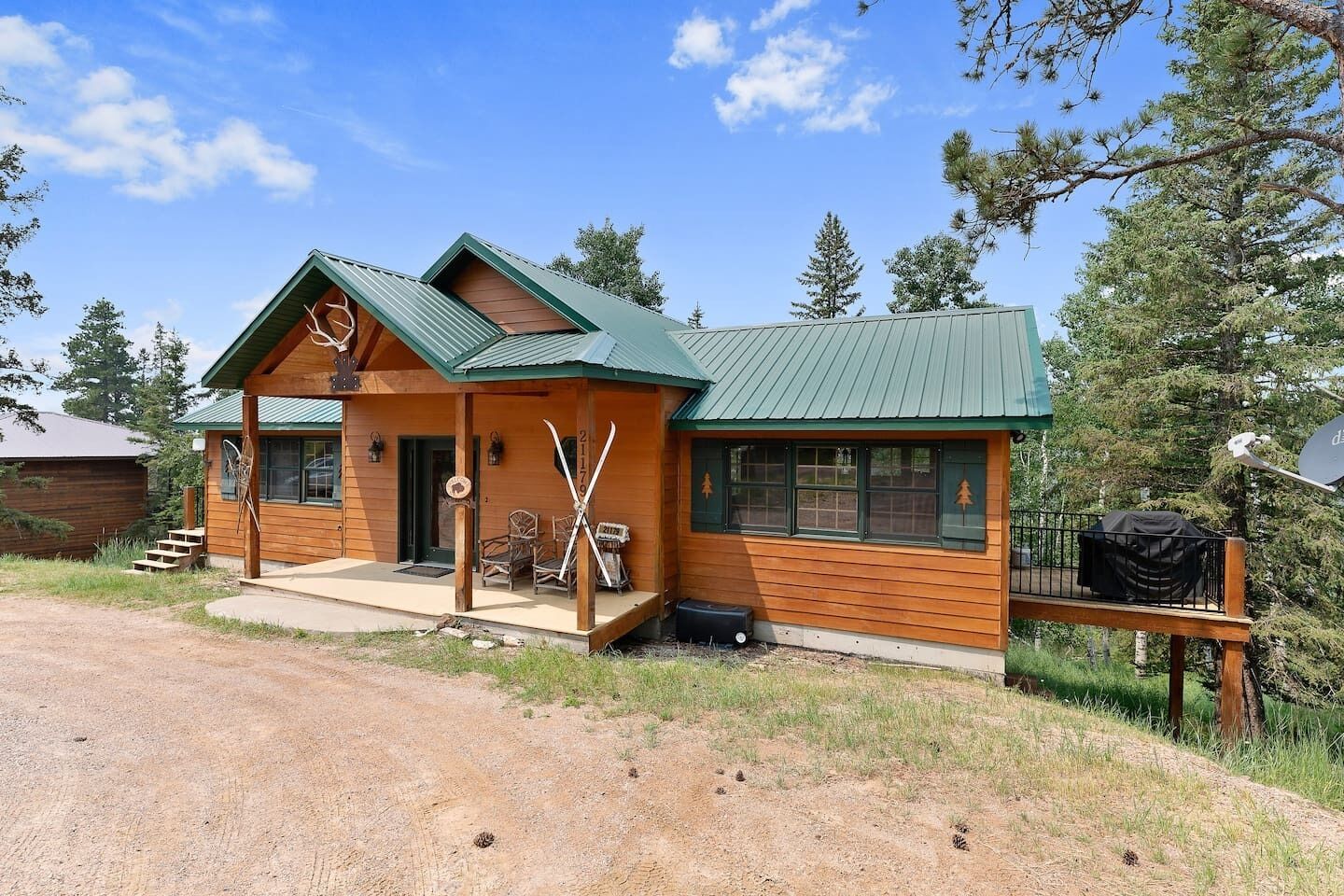 Terry Peak Cabin with Hot Tub and great views