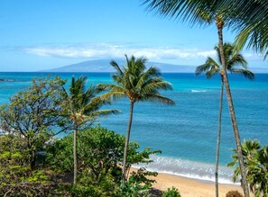 Am Strand, Liegestühle, Strandtücher