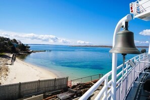 Beach - Harbor Landing Resort (Vineyard Haven)