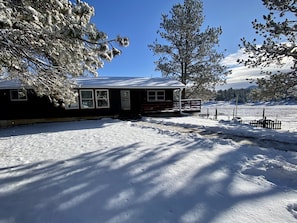 Exterior - Beautiful countryside with 6 Bdrm with central air, next to Custer State Park (Custer)