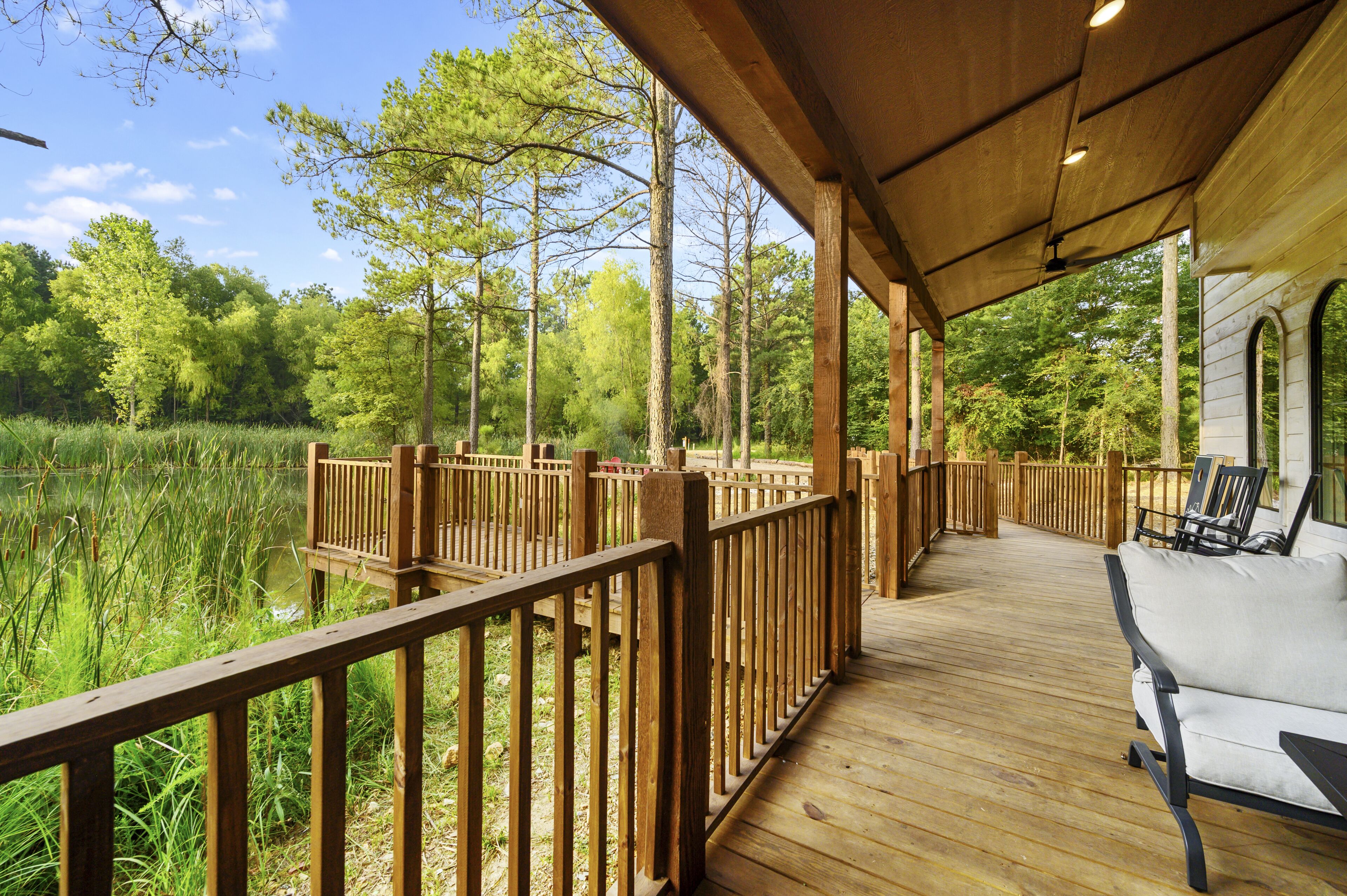 Luxury Cabin on a Fishing Pond