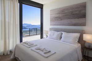 3 عدّة غرف نوم ومكواة/لوح كي وواي فاي وملاءات أسرّة