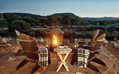 Viento del Rio - Abiquiu Casita W/Private Hot Tub