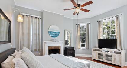 Penthouse 310: Jones Street!