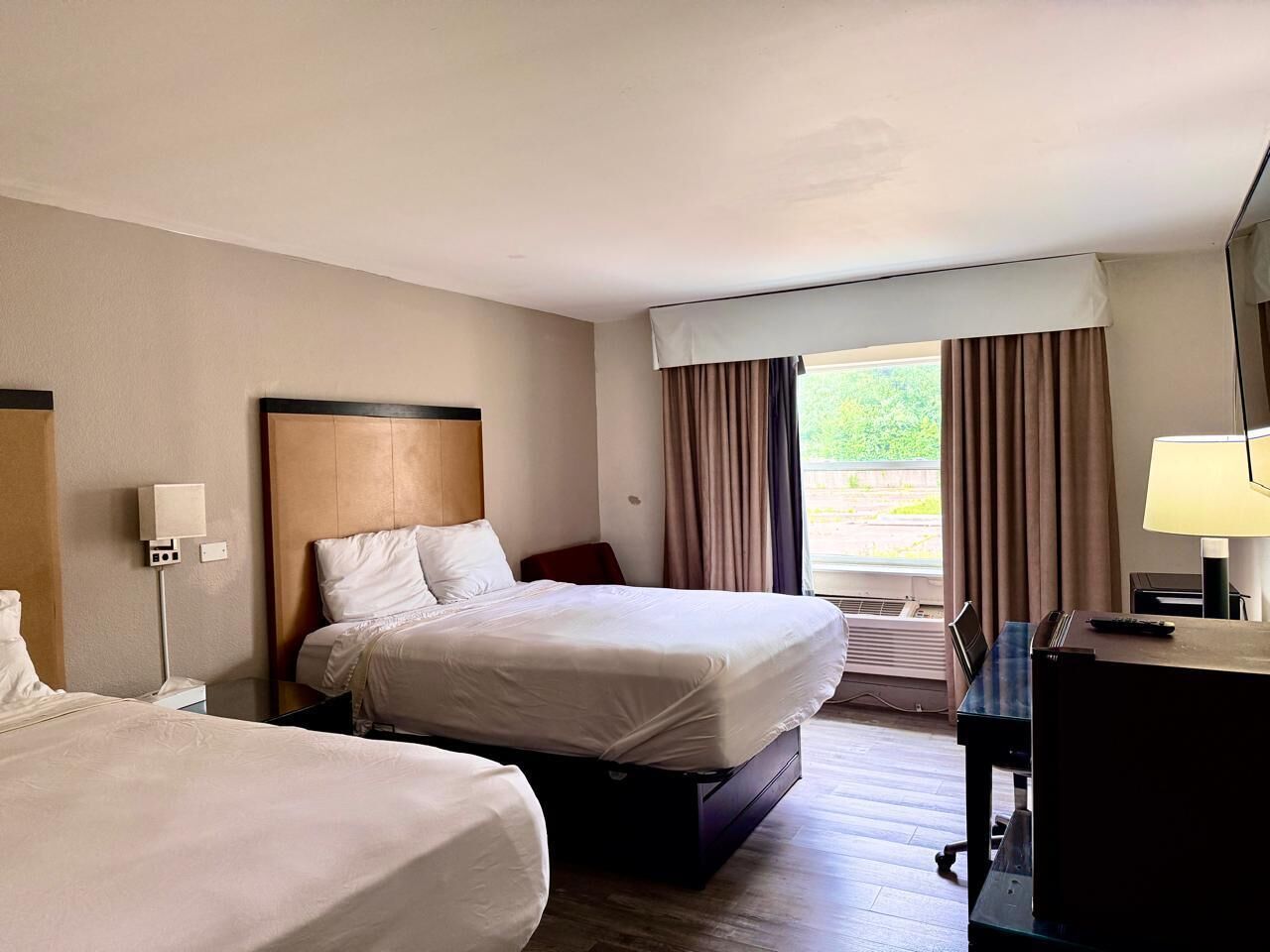 Room, 2 Queen Beds, Non Smoking