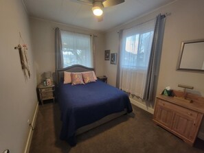 2 Schlafzimmer, Bügeleisen/Bügelbrett, Reisekinderbett, kostenloses WLAN