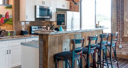 In the Heart of Downtown Historic Hot Springs