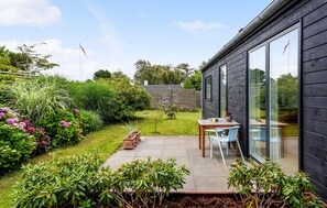 Outdoor dining - Stunning home in Vejby with kitchen (Vejby)