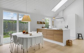 Dining - Stunning home in Vejby with kitchen (Vejby)