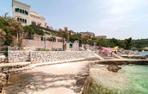 Pool - Awesome apartment in Okrug Donji (Okrug Donji)