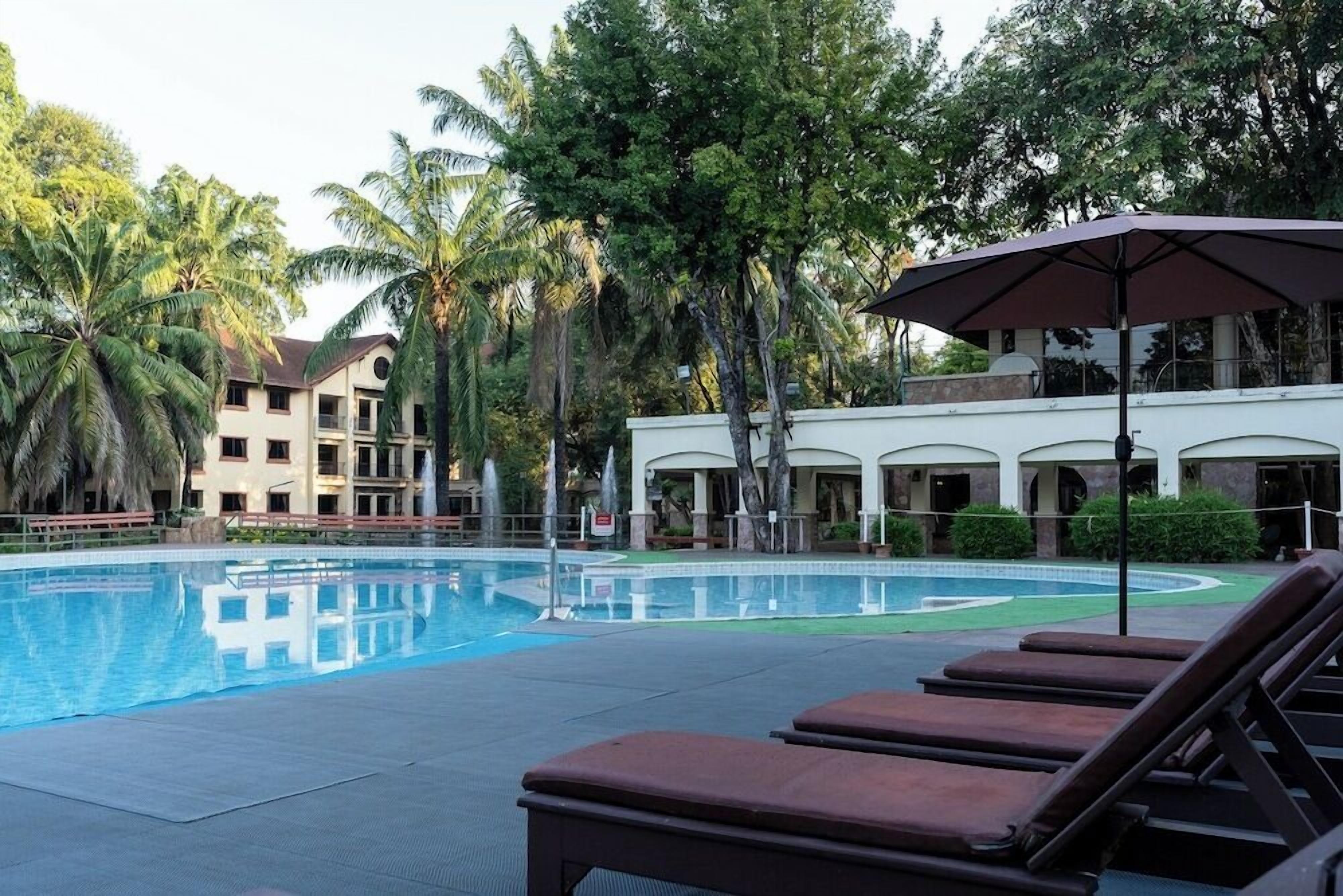 Alberca al aire libre 