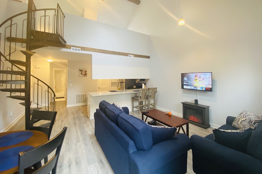 Brand New! Mountain Creek Slope Side Condo, Golf, & Spa