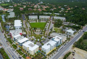 Exterior - "Golden on 30A" | Gulf Views | Pool & hot tub | Tennis | Walk to Shops & Restaurants (Santa Rosa Beach)