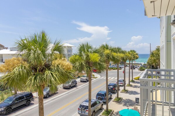 Property grounds - "Golden on 30A" | Gulf Views | Pool & hot tub | Tennis | Walk to Shops & Restaurants (Santa Rosa Beach)