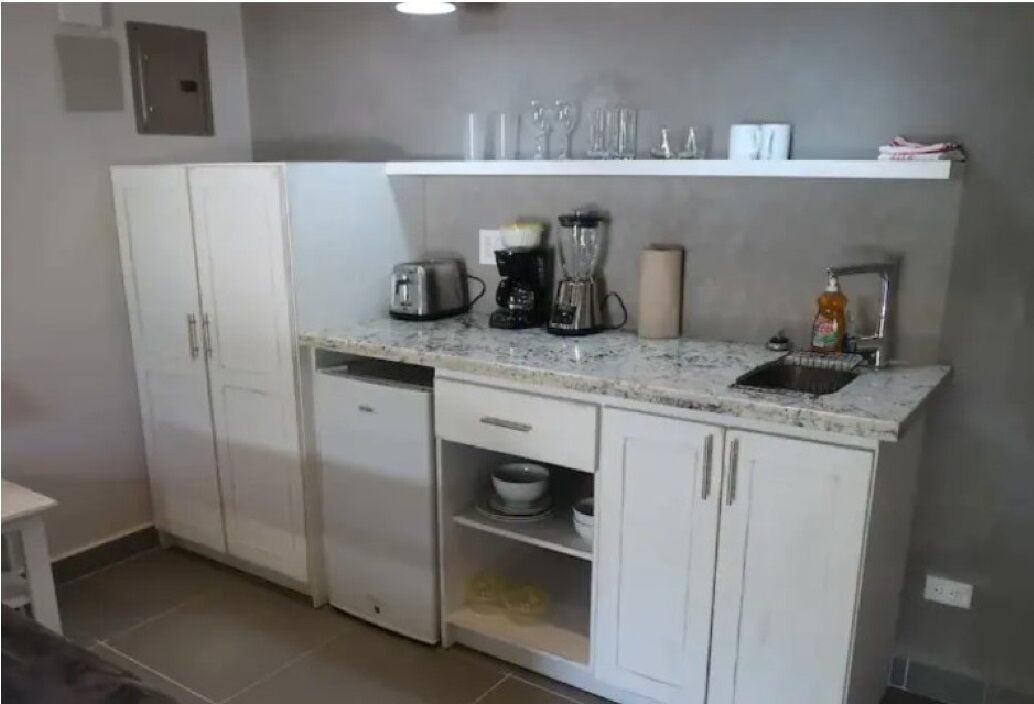 Villas Costa Bella Studio #2 ~ Close to the Beach