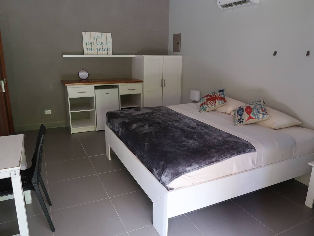 Villas Costa Bella Studio #2 ~ Close to the Beach