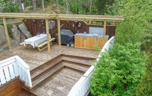 Outdoor dining - 3 bedroom pet friendly apartment in Skjeberg (Skjeberg)
