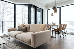 Standard Apartment, 2 Bedrooms | In-room safe, iron/ironing board, free WiFi, bed sheets - Shinka Niseko (Kutchan)