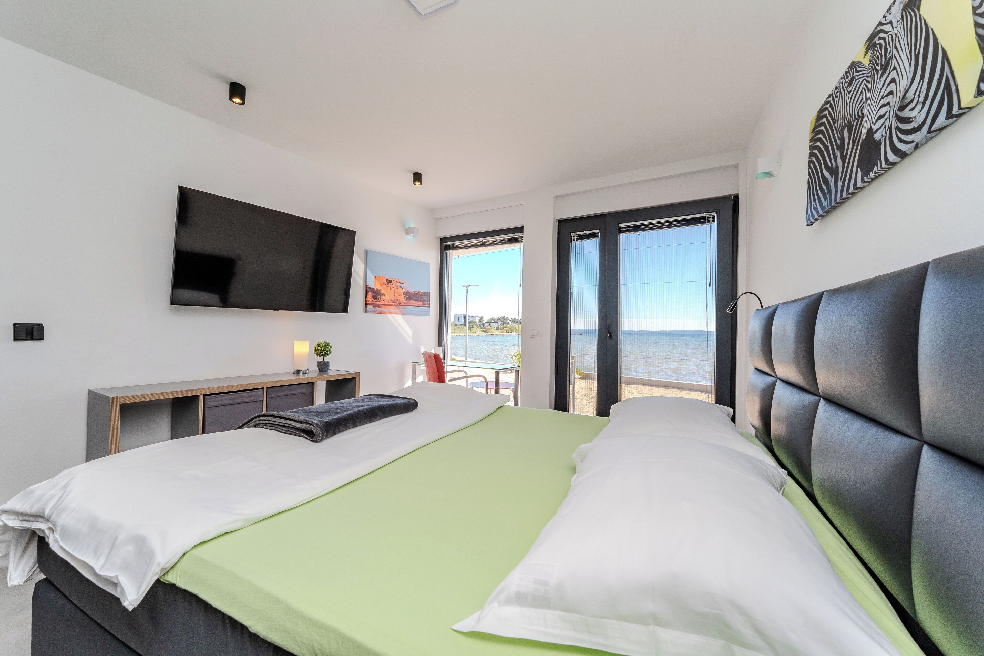 2 habitaciones y caja de seguridad en la habitación 