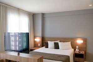 1 bedroom, in-room safe, desk, iron/ironing board