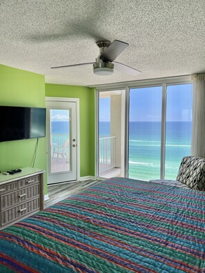 2 bedrooms, iron/ironing board, travel cot, free WiFi