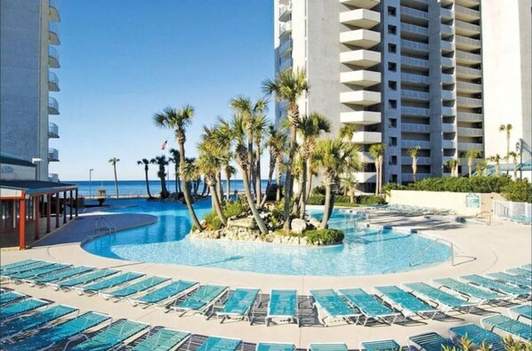 Outdoor pool, a heated pool