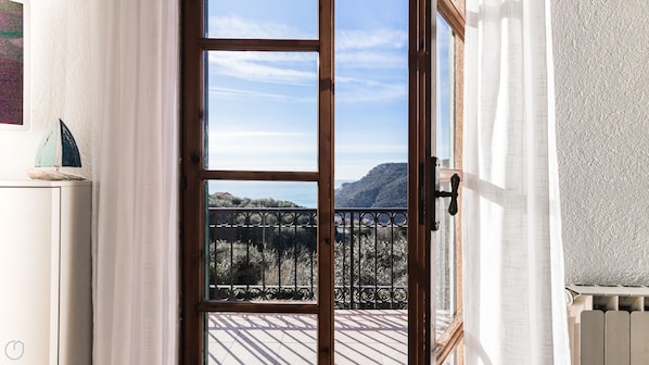 View from room - Italianway - Il Borgo apartments (Finale Ligure)