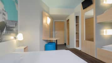 1 bedroom, hypo-allergenic bedding, desk, soundproofing