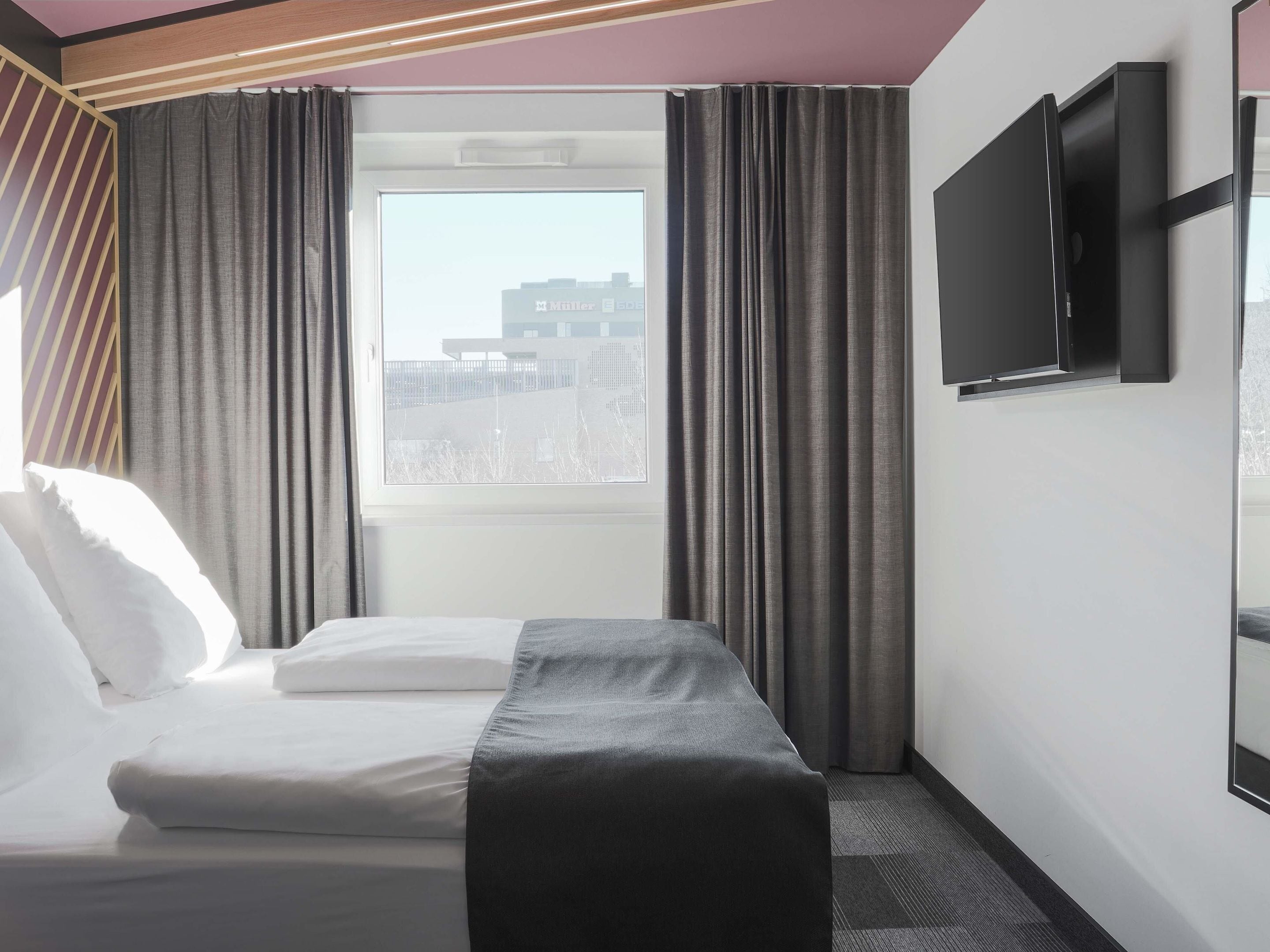 Photo - B&B Hotel Böblingen