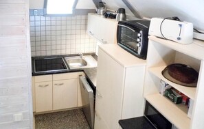 Kühlschrank, Herdplatte, Geschirrspüler