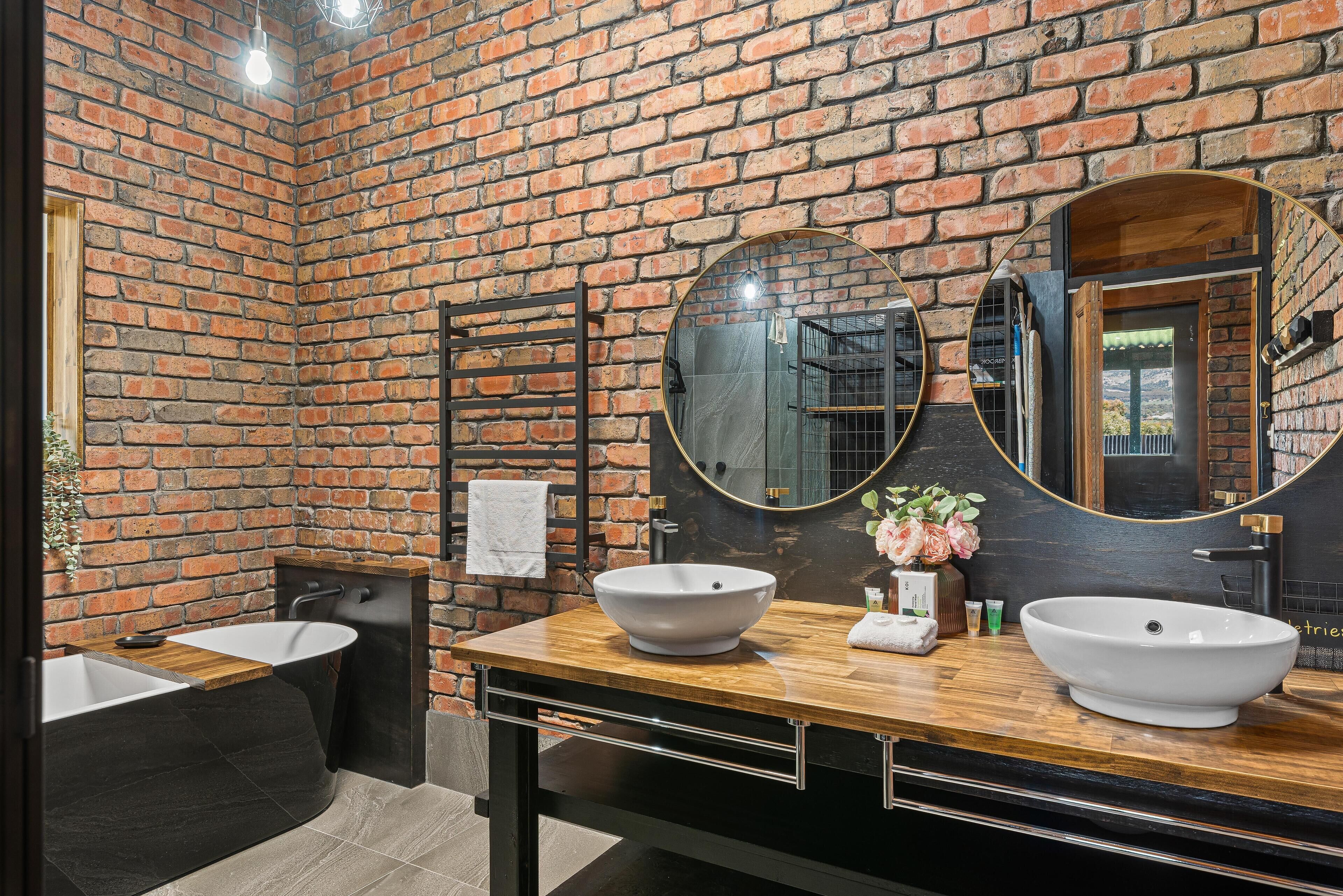 Black Pearl ~ Aldinga Beach - Flaunting Industrial-Chic Design with a Colourful Flair ~ C21 — image 24