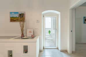 Apartment, 2 Bedrooms | Living area