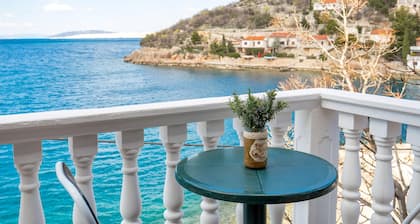 Beautiful apartment in Starigrad