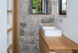 Family Villa, 2 Bedrooms, 2 Bathrooms, Mountainside (Villa Kambra With Whirlpool) | Bathroom | Shower, towels, soap, shampoo