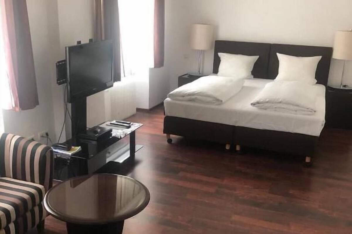 2 Schlafzimmer, Verdunkelungsvorhänge, schallisolierte Zimmer