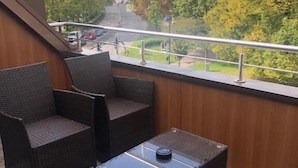 Comfort Double Room | Terrace/patio - Eisberg Hotel City (Lahr)