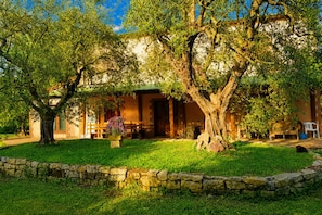 Vila família, vários quartos, lareira (Tenuta Di Litiano With Pool) | Fachada
