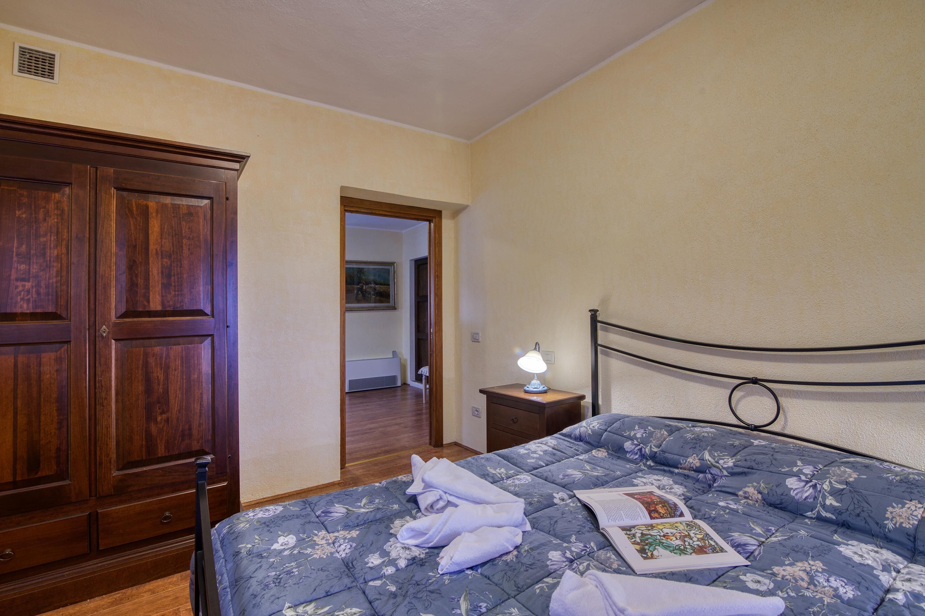 Family Villa, Multiple Bedrooms (Tenuta Di Litiano With Pool)
