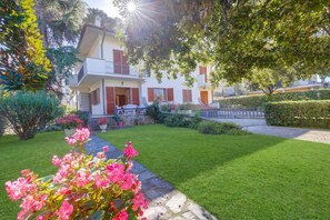 Exterior - Casa Maddalena al Mare 600m From sea (Pietrasanta)