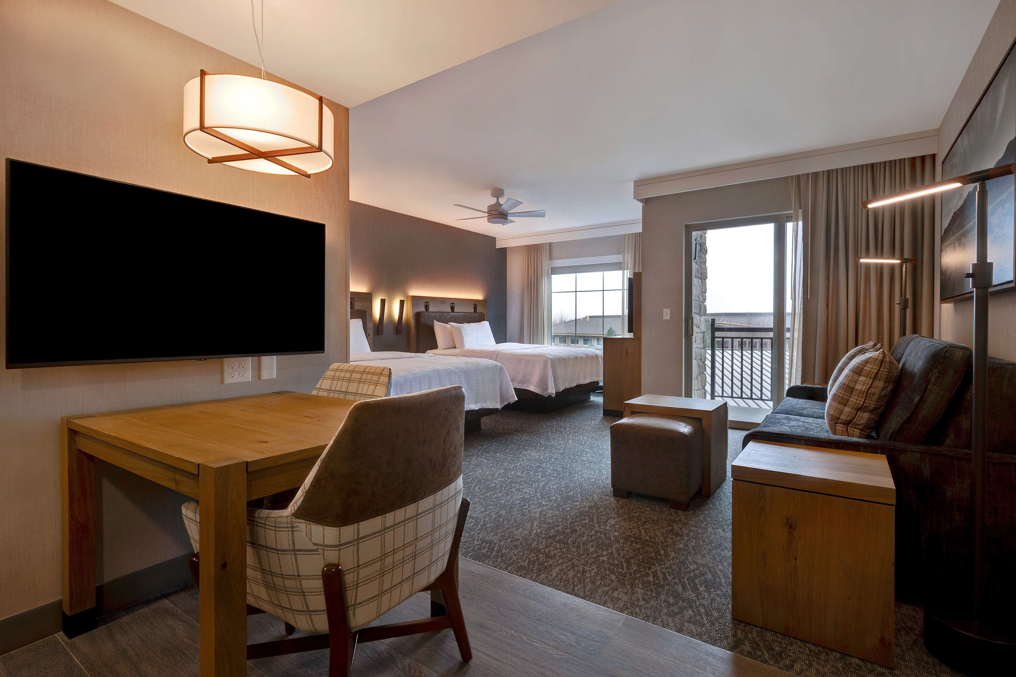 40-inch led tv with digital channels, tv