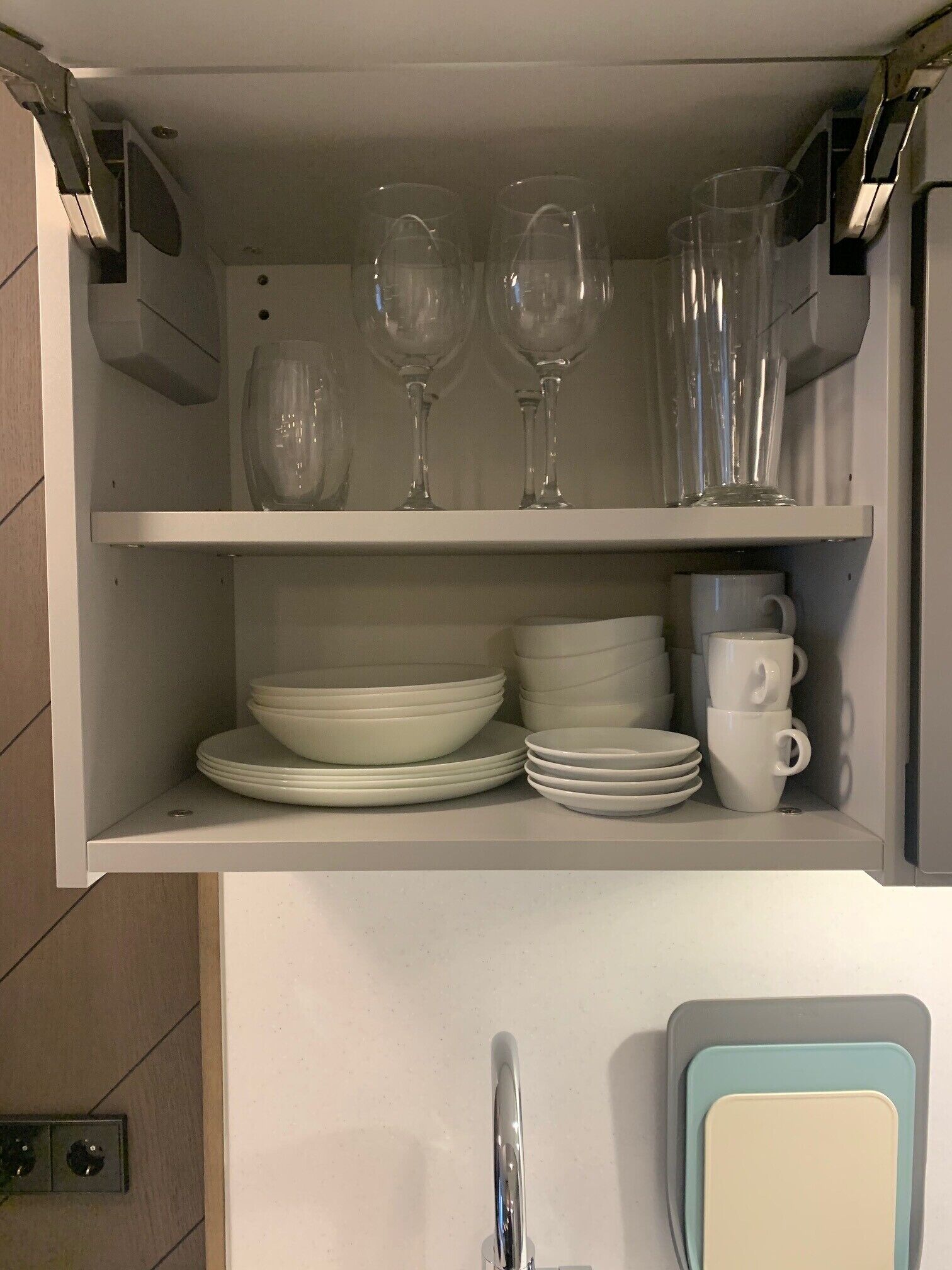 studio, 1 queen bed with sofa bed, non smoking | private kitchen | fridge, microwave, stovetop, dishwasher