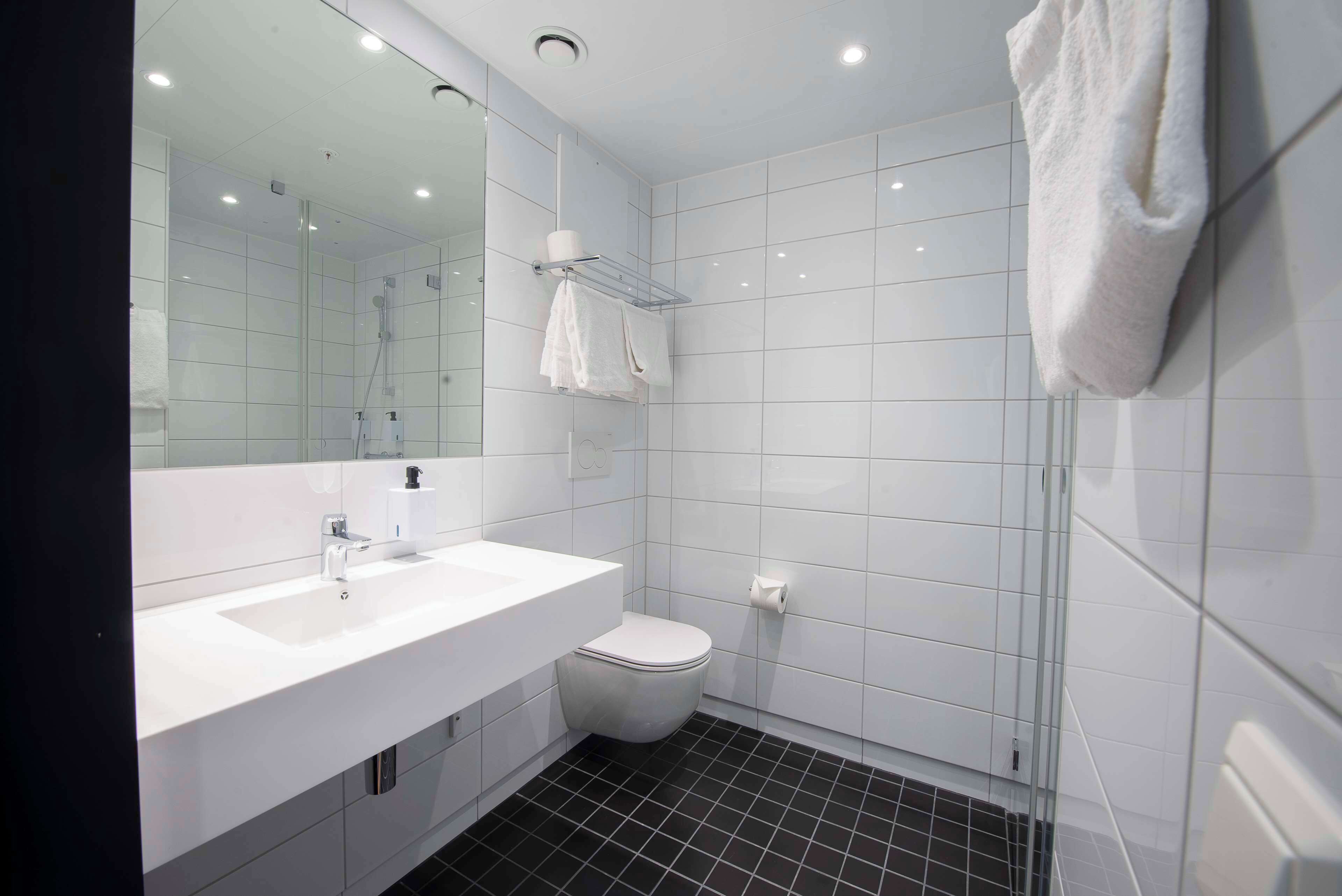 shower, eco-friendly toiletries, hair dryer, heated floors
