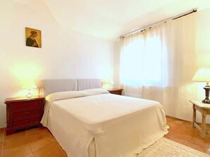 2 Schlafzimmer, Bügeleisen/Bügelbrett, Reisekinderbett, kostenloses WLAN