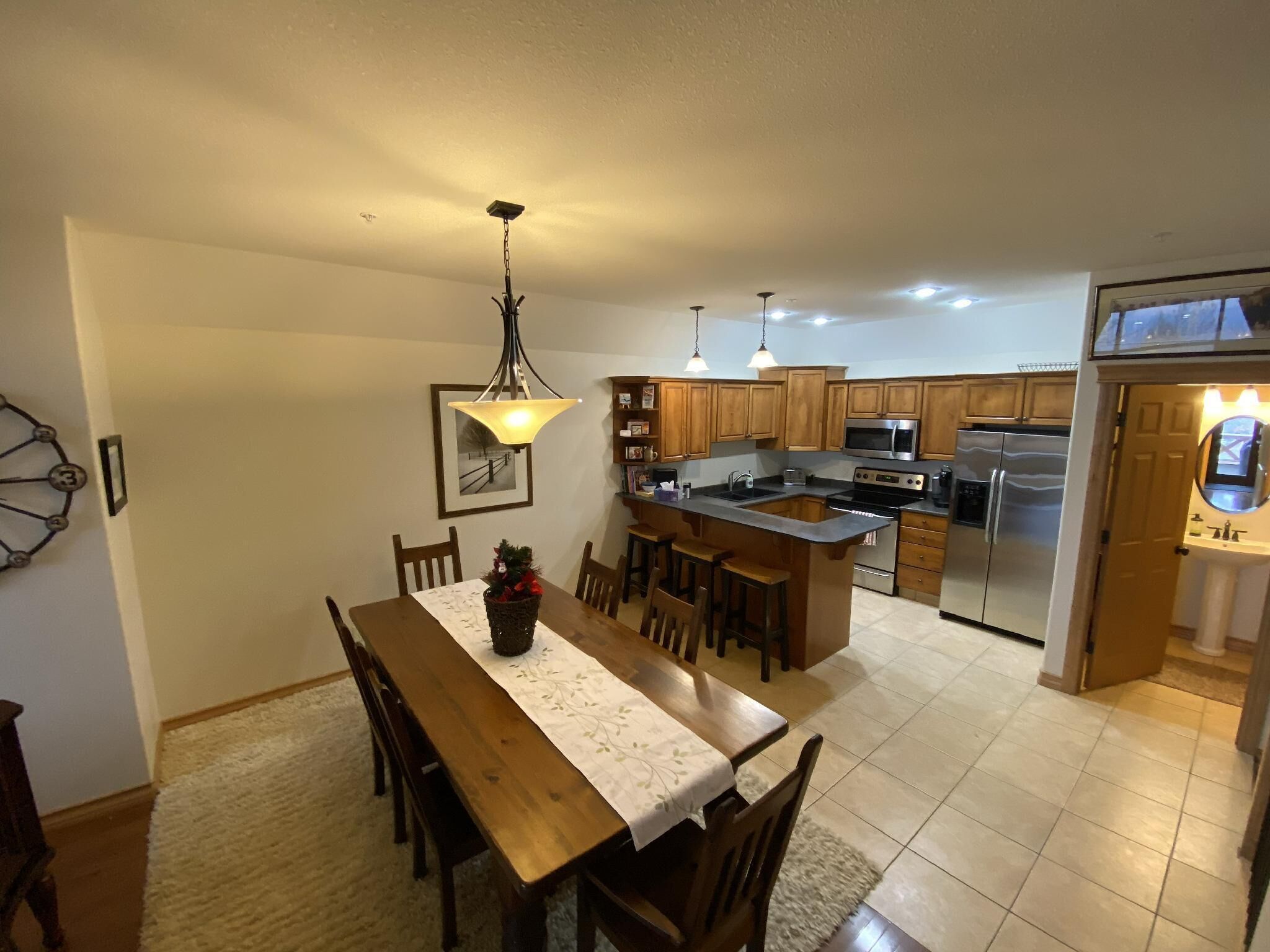 SullivanStone 29 - Golf - Ski - Hike - Chill - Private Hot Tub - Sleeps 8