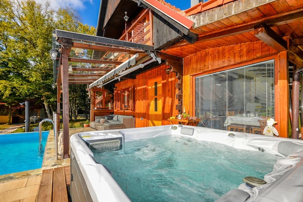 Bain à remous extérieur