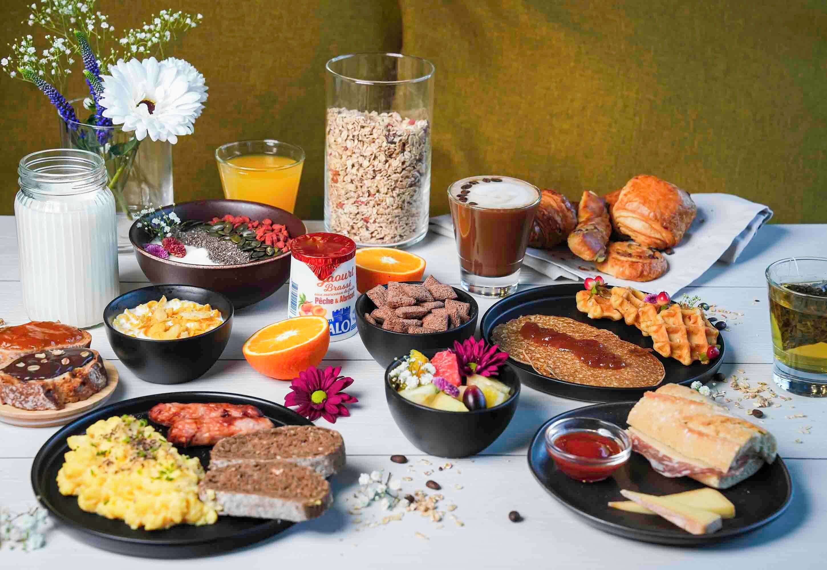 Päivittäinen buffetaamiainen maksusta