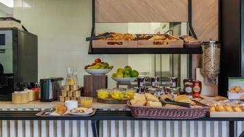 Dagelijks ontbijtbuffet (toeslag)