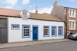 Cottage | Exterior - Coastal 2-bed Cottage for 4 Cellardyke, Anstruther (Anstruther)